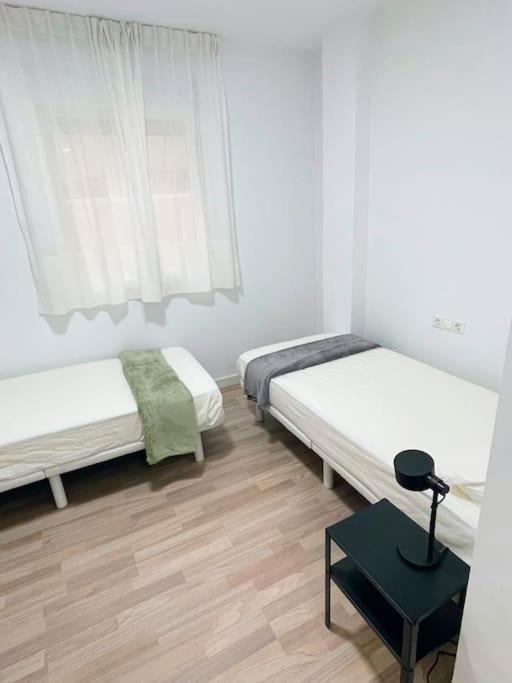 Modern Apartment In Malaga - Rosas Eksteriør billede