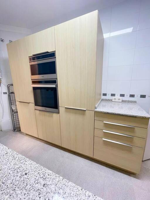 Modern Apartment In Malaga - Rosas Eksteriør billede